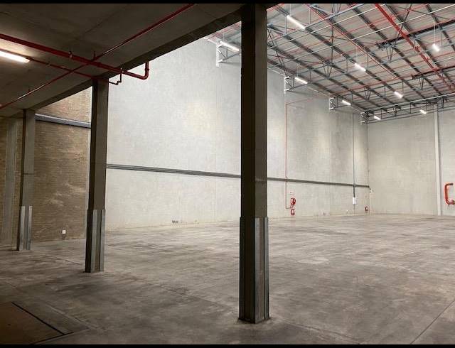 1,461M² WAREHOUSE TO LET IN BRACKENFELL SOUTH
